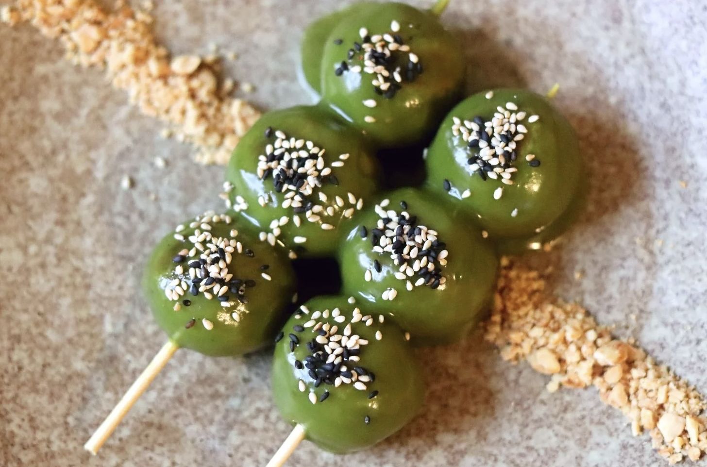 Matcha Dango - Peanuts