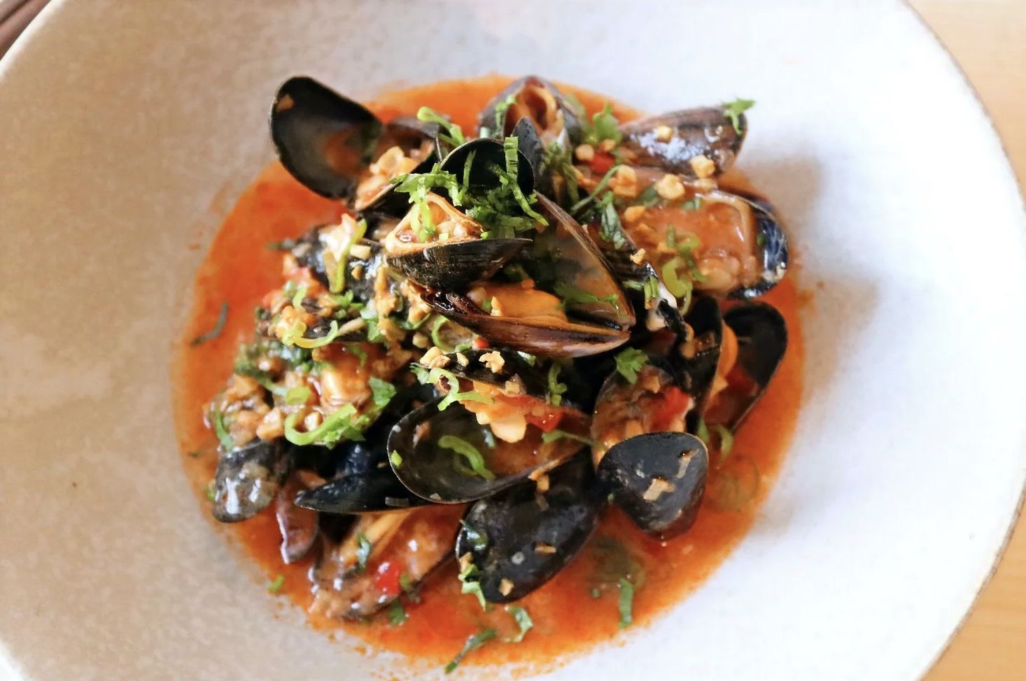 Singaporean Chilli Mussels